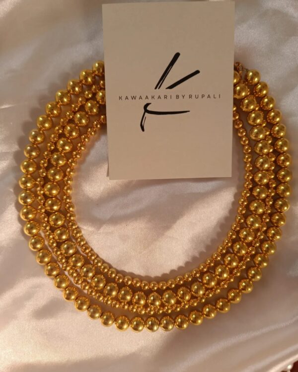pearl necklace